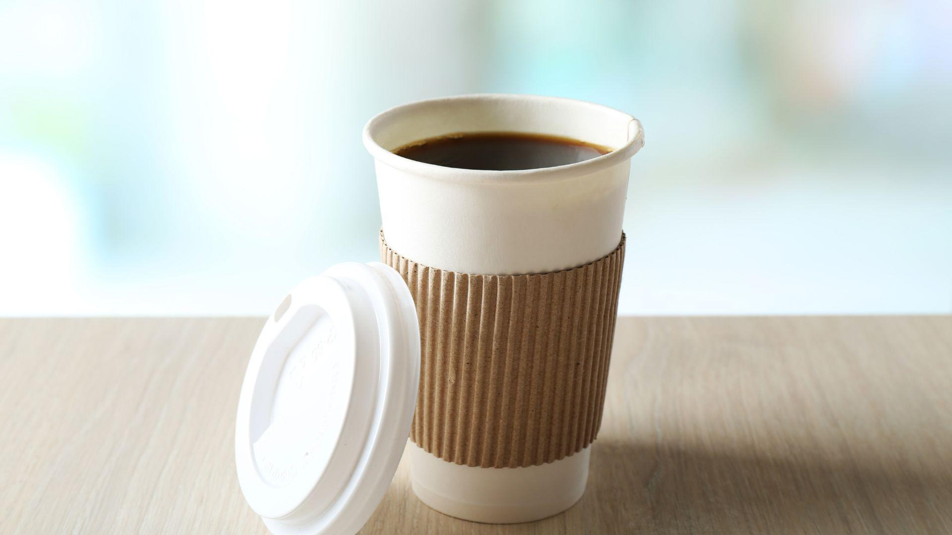 マウスピース矯正中に控えたほうが良い飲み物